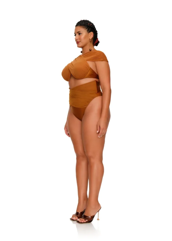 Hot Andrea Iyamah Ubu Bikini-Sand