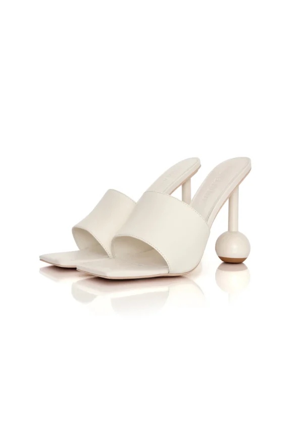 Cheap Andrea Iyamah Yuri Sandals-Cream
